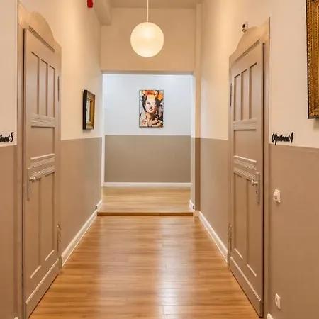 Qapartment1